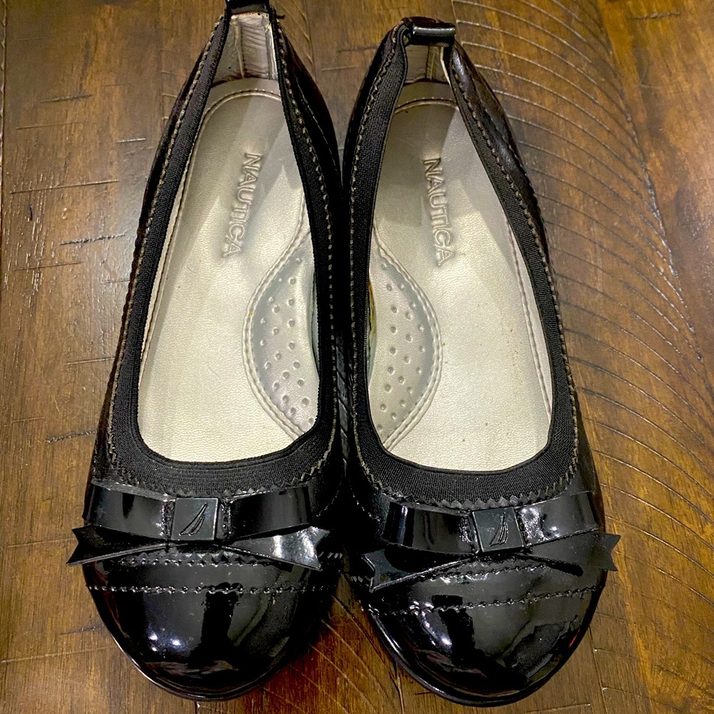 Black shoes